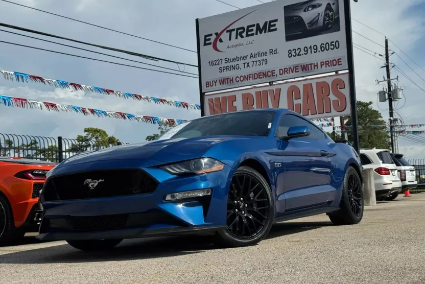 2022 Ford Mustang GT Premium photo 1