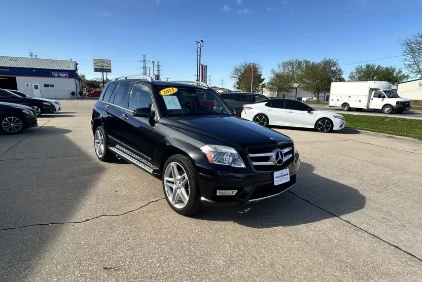 2011 Mercedes Benz GLK 350 photo 1