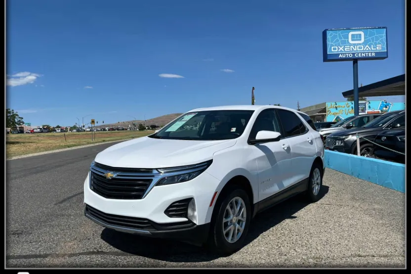 2024 Chevrolet Equinox LT photo 1
