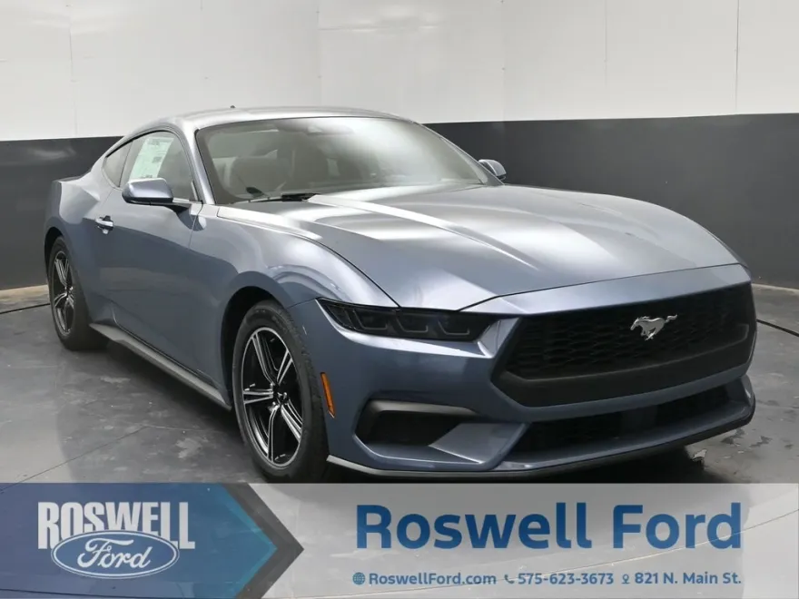 2025 Ford Mustang EcoBoost photo 1