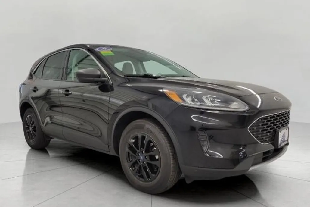 2022 Ford Escape SE photo 1