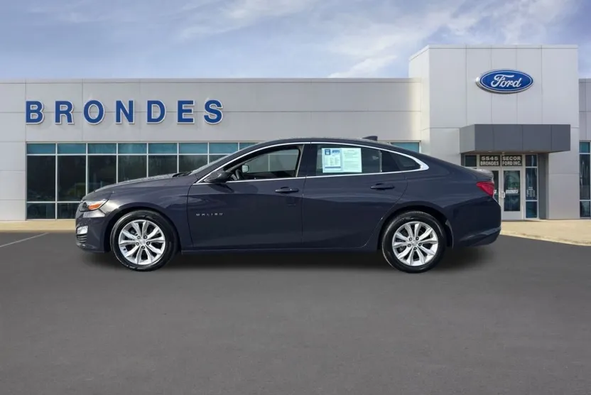 2025 Chevrolet Malibu 1LT photo 1