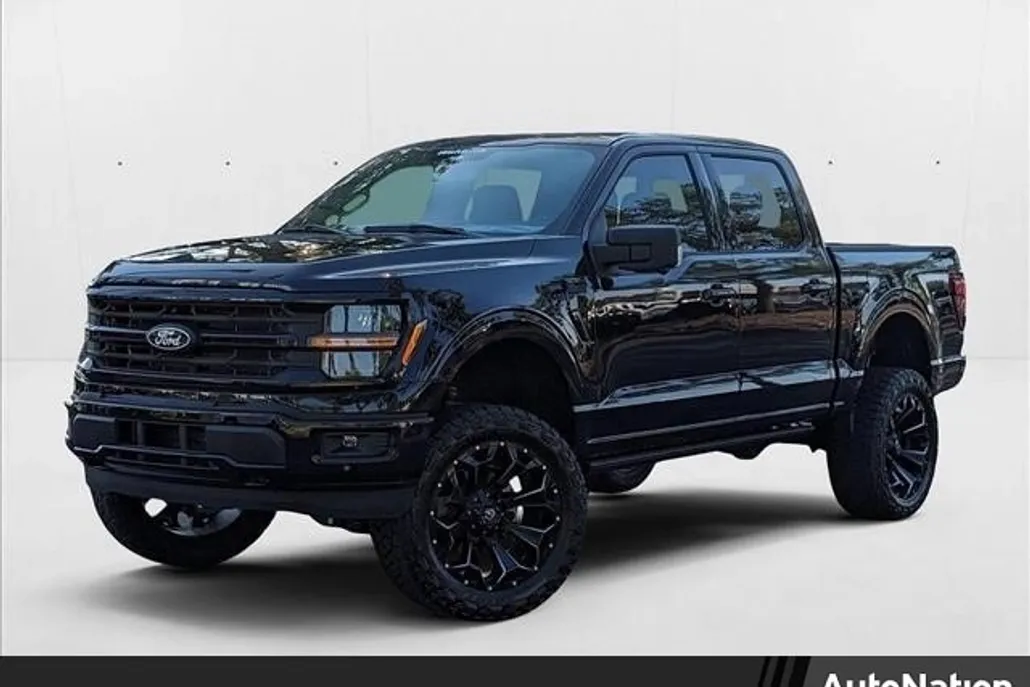 2025 Ford F-150 XLT photo 1