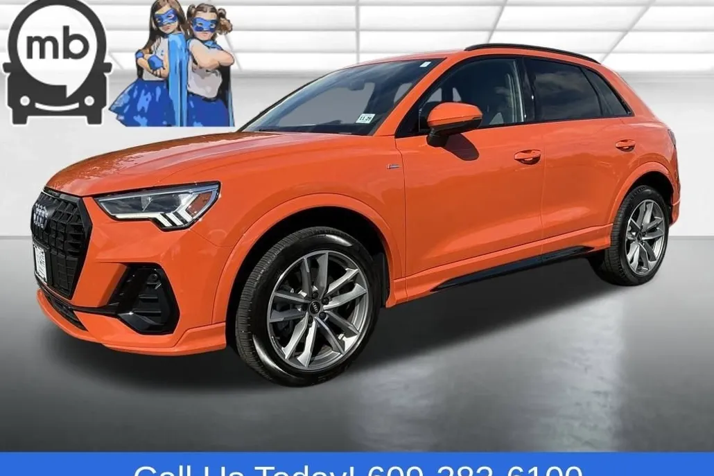 2024 Audi Q3 S line Premium Plus photo 1