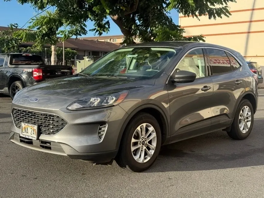 2022 Ford Escape SE photo 1