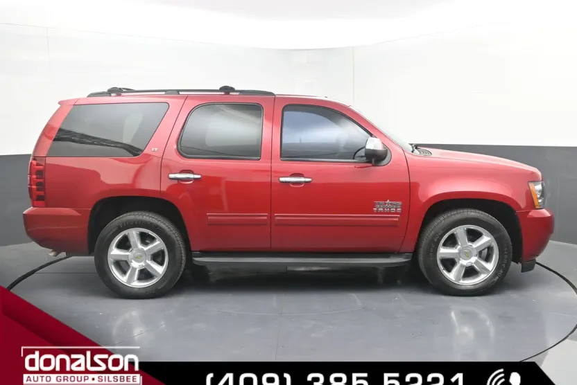 2014 Chevrolet Tahoe LT photo 1