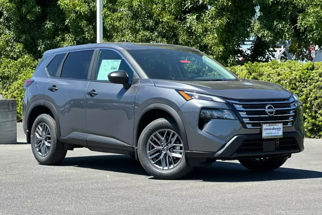 2026 Nissan Rogue S photo 1