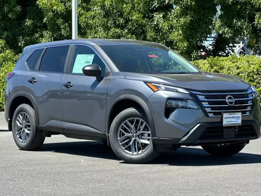 2026 Nissan Rogue S photo 1