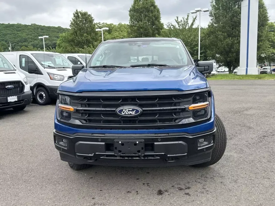 2024 Ford F-150 XLT photo 1