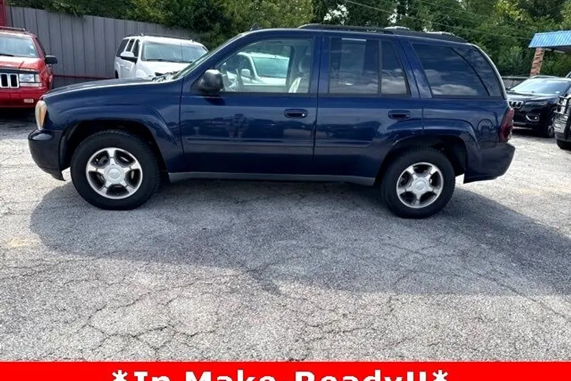 2008 Chevrolet Trailblazer LT photo 1