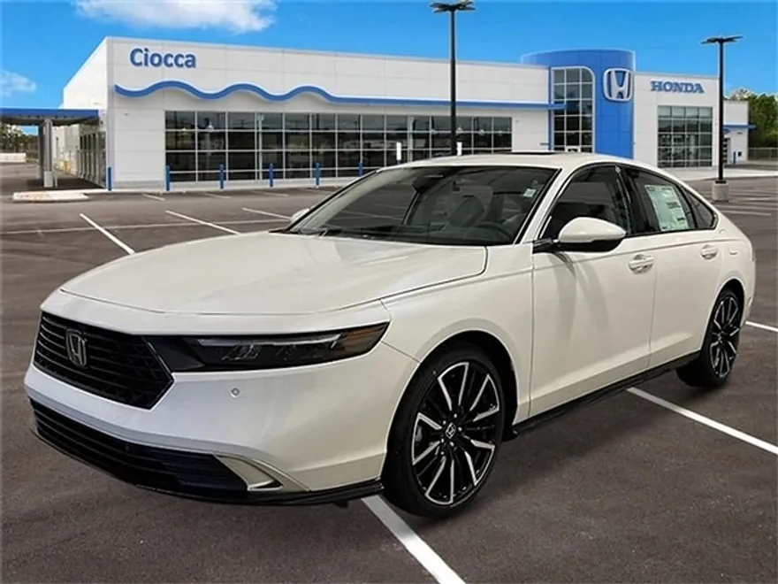 2025 Honda Accord Hybrid Touring photo 1