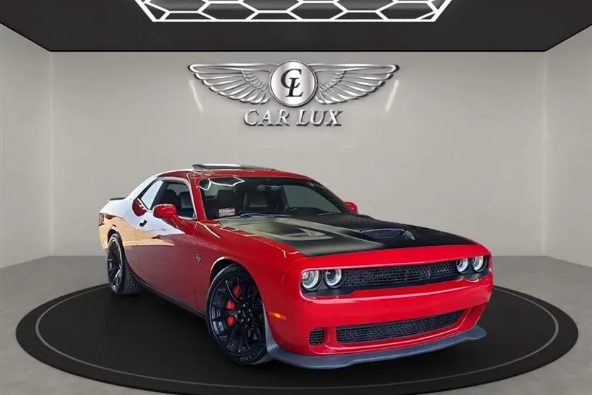 2016 Dodge Challenger SRT8 Hellcat photo 1
