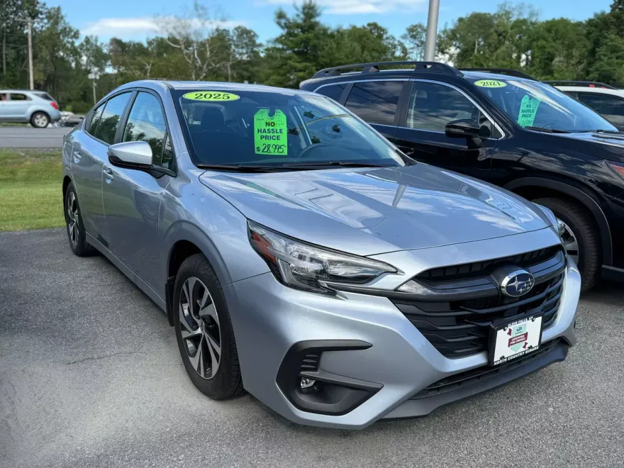 2025 Subaru Legacy Premium photo 1