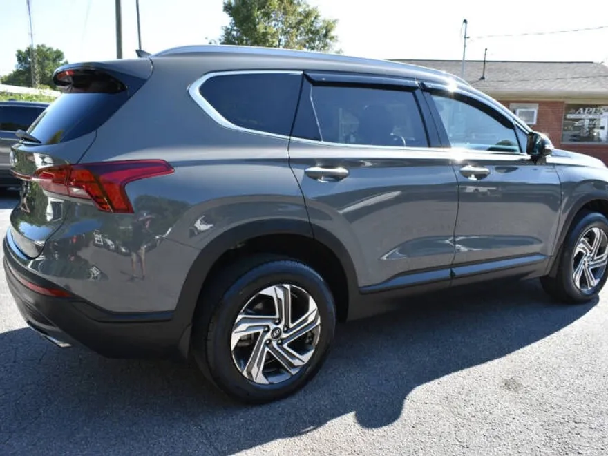2023 Hyundai Santa Fe SEL photo 1