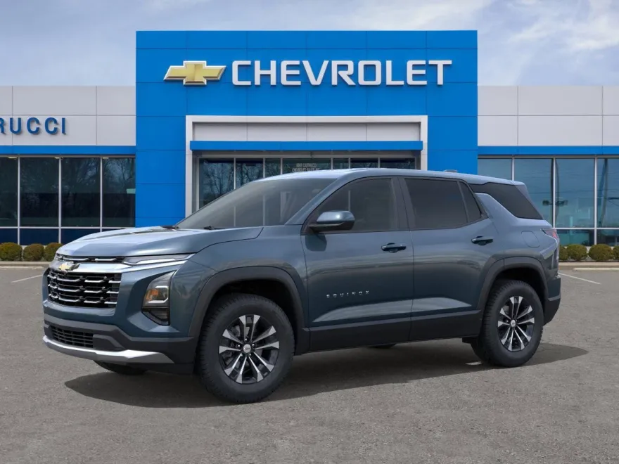 2026 Chevrolet Equinox LT photo 1
