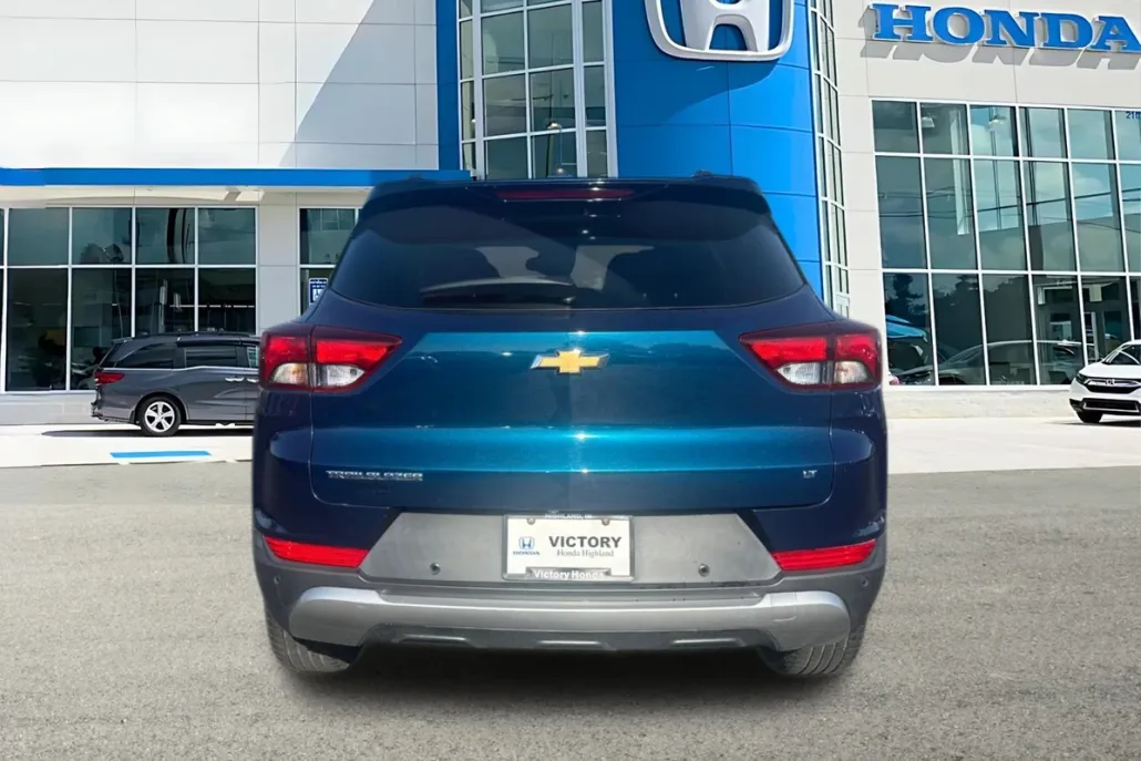 2021 Chevrolet Trailblazer LT photo 1
