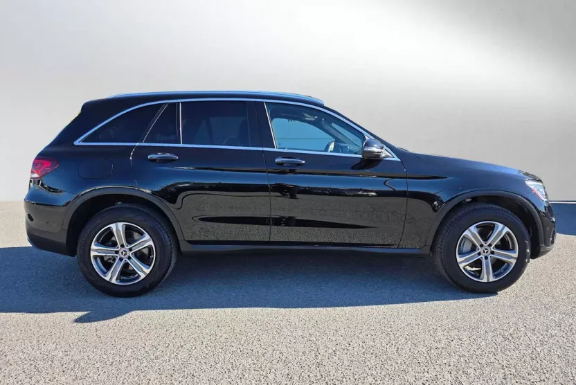 2022 Mercedes Benz GLC 300 4MATIC photo 1