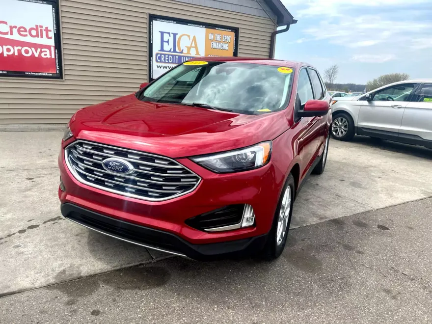 2022 Ford Edge SEL photo 1