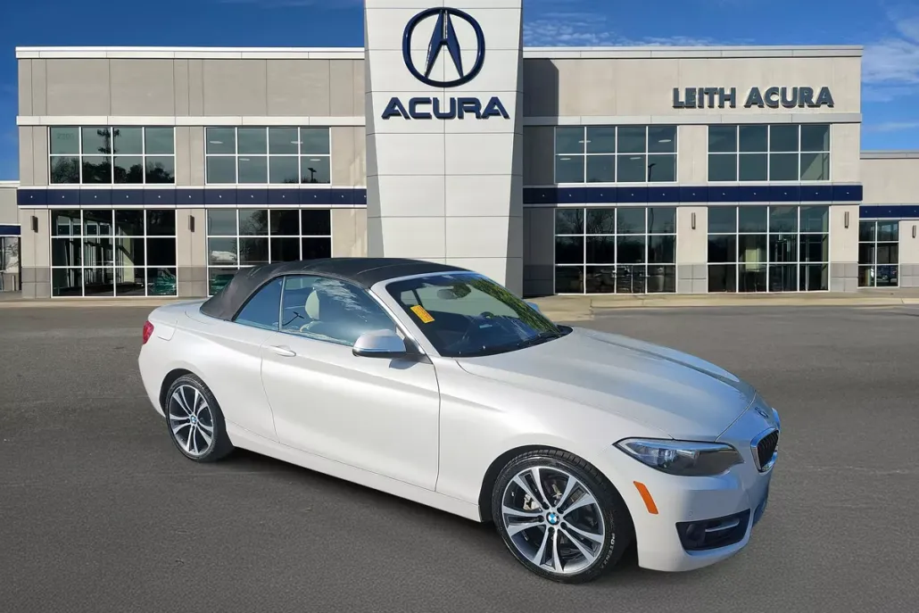 2016 Bmw 228i Convertible photo 1