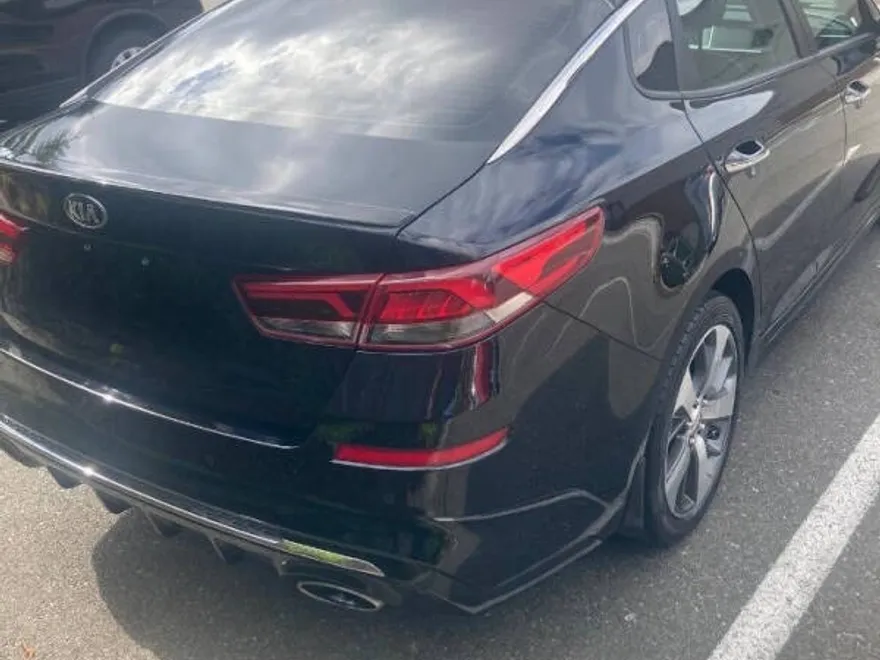 2020 Kia Optima LX photo 1