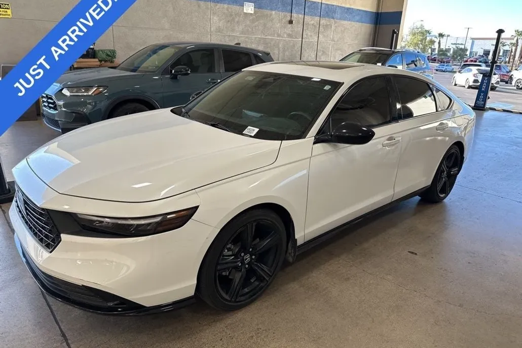 2023 Honda Accord Hybrid Sport-L photo 1