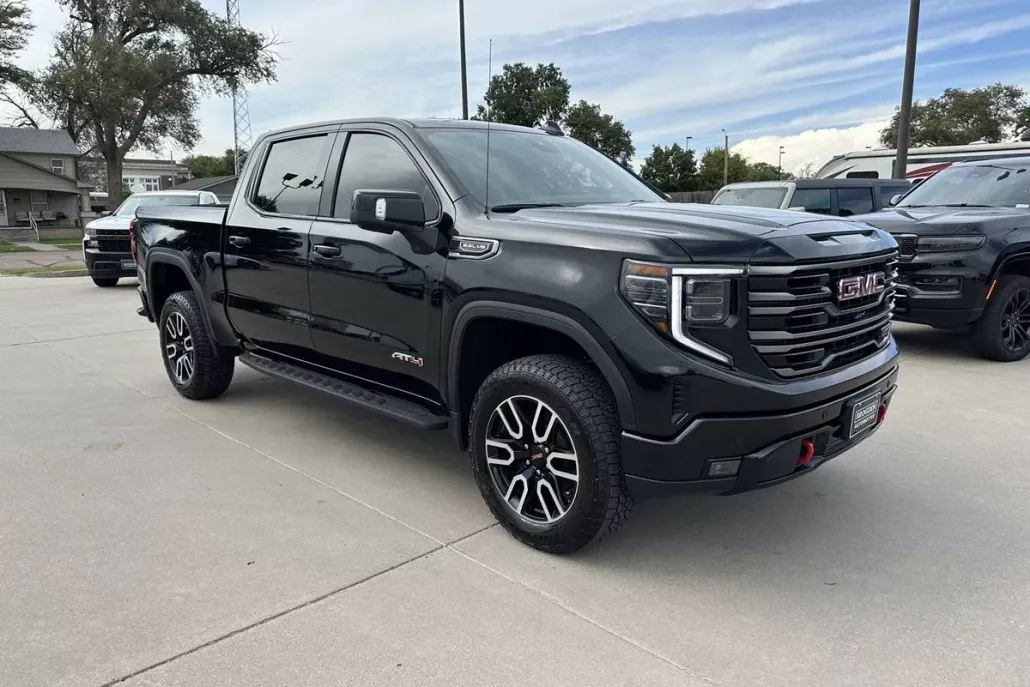 2026 Gmc Sierra 1500 AT4 photo 1