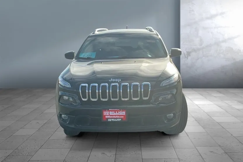 2017 Jeep Cherokee Latitude photo 1