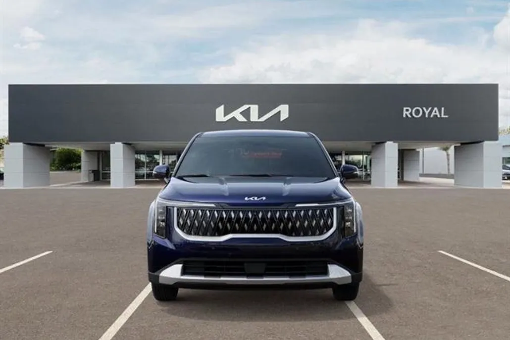2026 Kia Carnival LXS photo 1