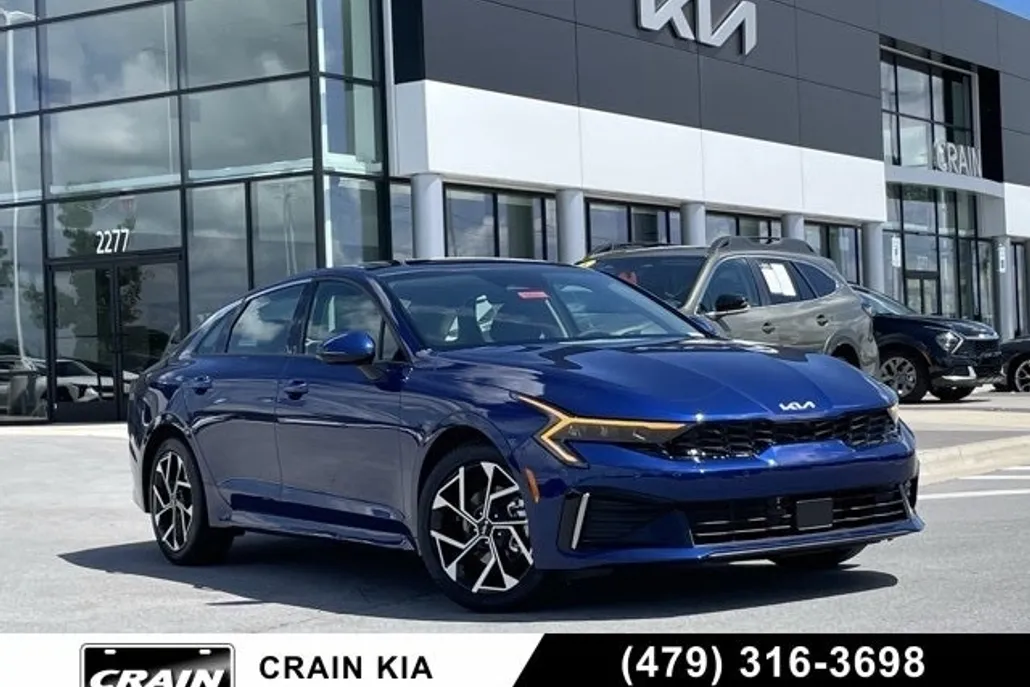 2025 Kia K5 EX photo 1