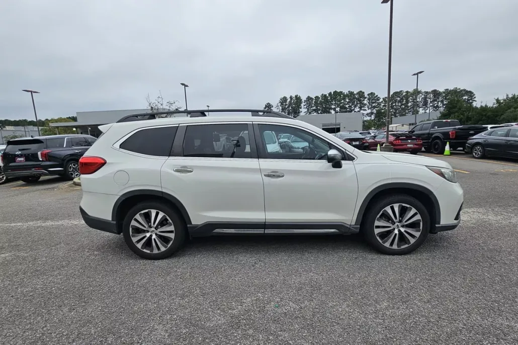 2019 Subaru Ascent Touring photo 1