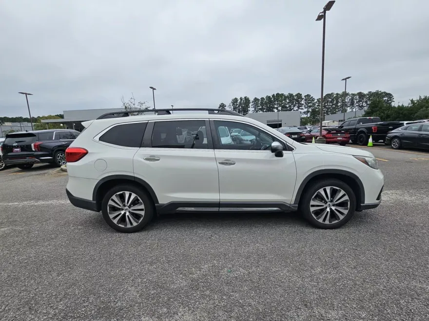 2019 Subaru Ascent Touring photo 1