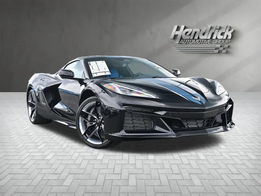 2025 Chevrolet Corvette Z06 3LZ photo 1