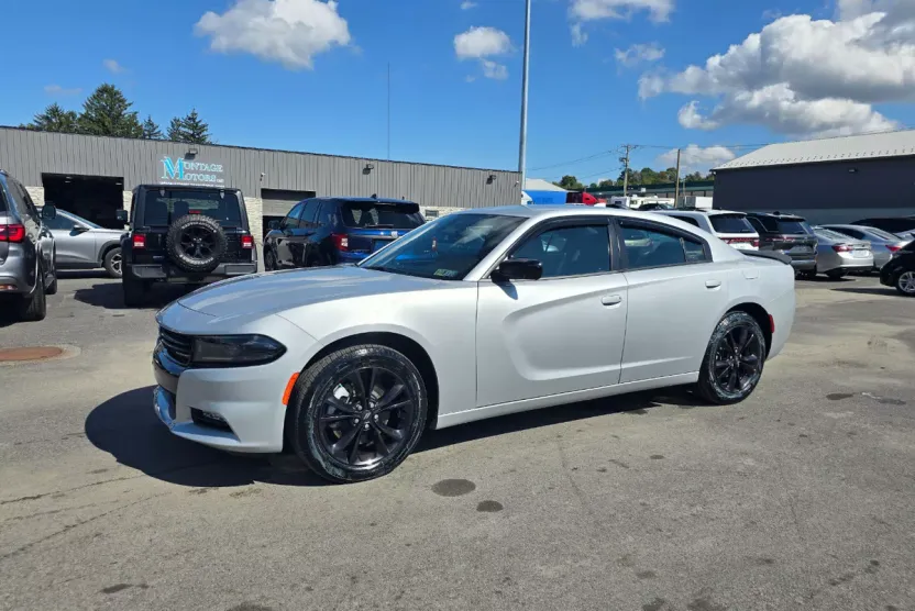2023 Dodge Charger SXT AWD photo 1