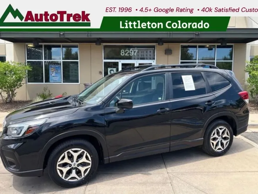 2021 Subaru Forester Premium photo 1
