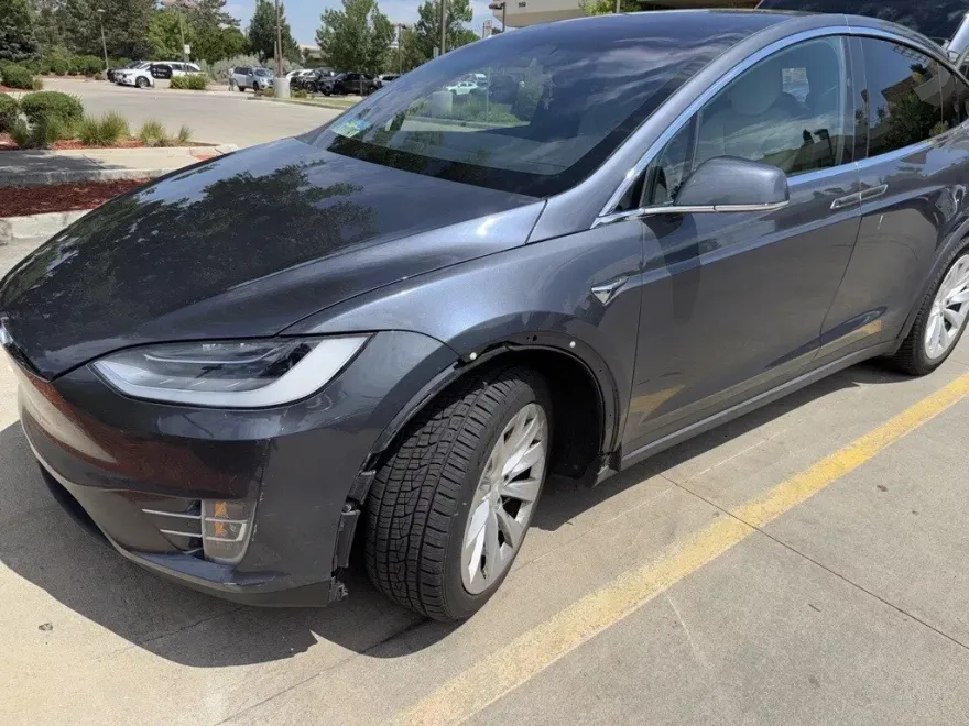 2019 Tesla Model X Long Range photo 1