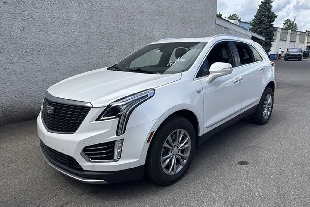 2022 Cadillac XT5 Premium Luxury photo 1