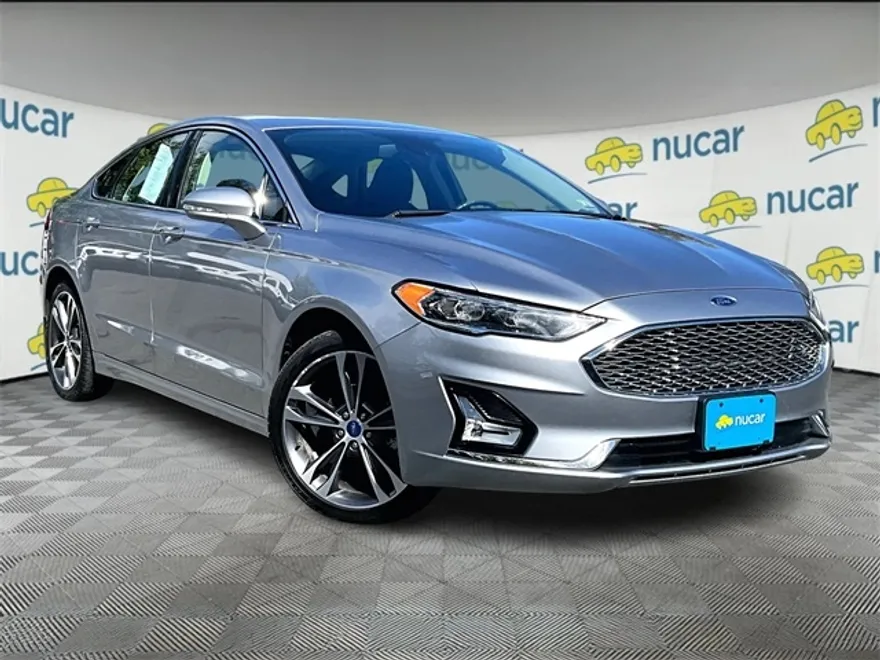 2020 Ford Fusion Titanium photo 1