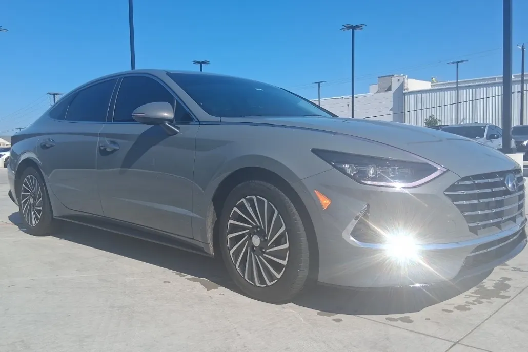 2023 Hyundai Sonata Hybrid SEL photo 1