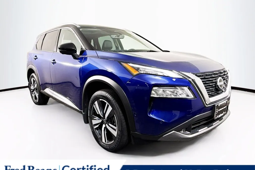 2022 Nissan Rogue SL photo 1