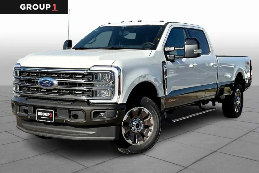 2025 Ford F-350 King Ranch photo 1