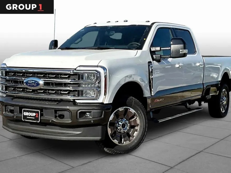 2025 Ford F-350 King Ranch photo 1