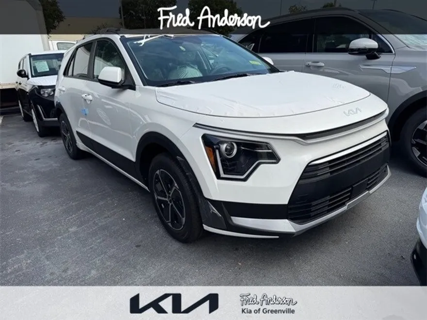 2025 Kia Niro EX photo 1