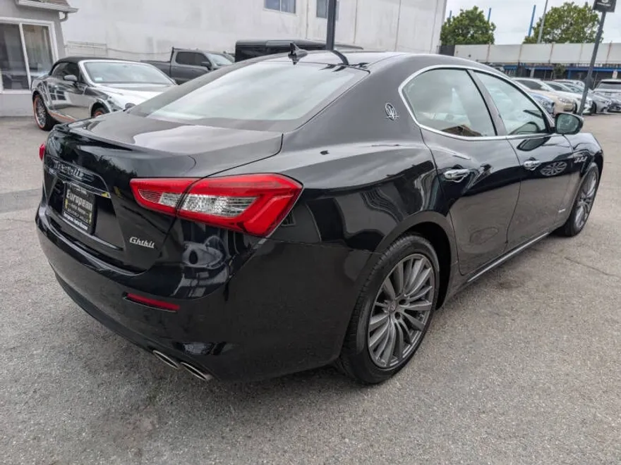 2019 Maserati Ghibli GranLusso photo 1