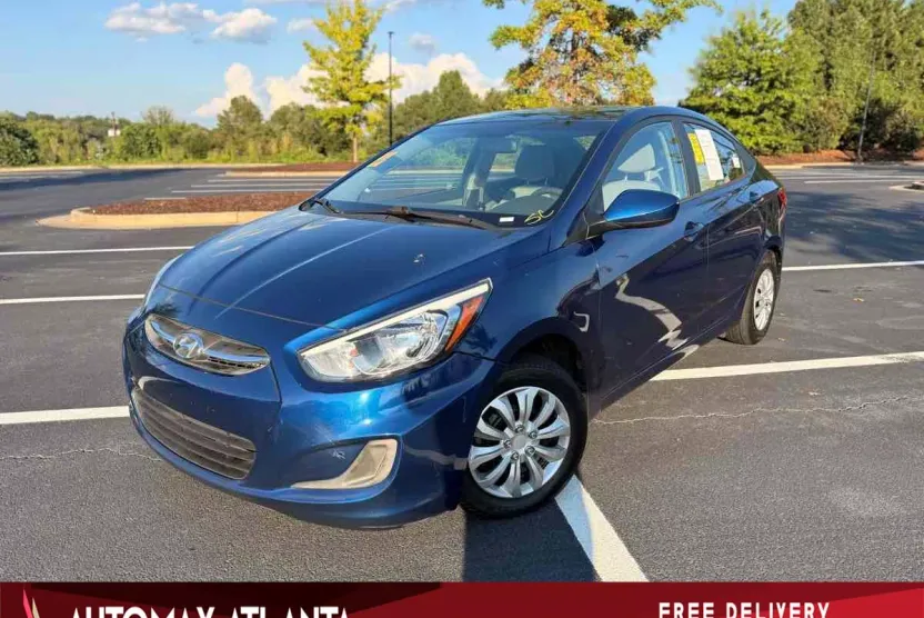2017 Hyundai Accent SE photo 1