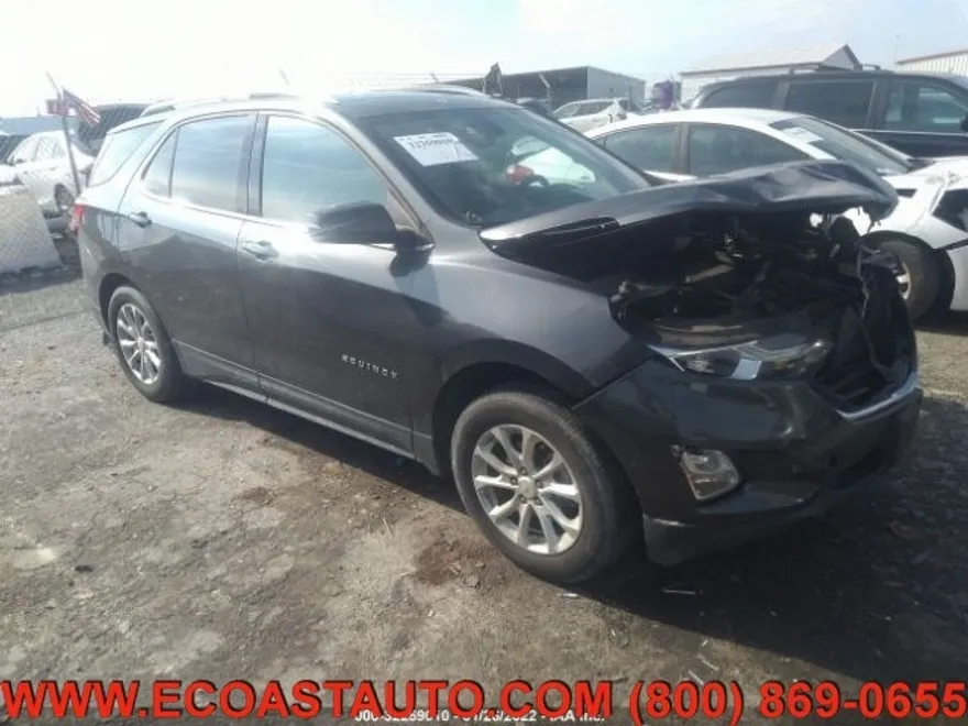 2018 Chevrolet Equinox LT photo 1