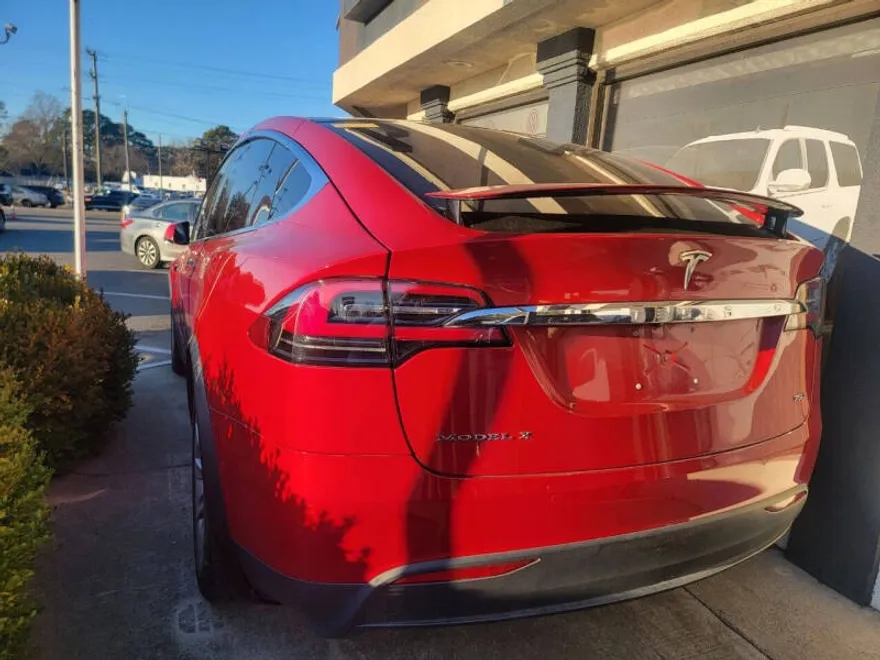 2017 Tesla Model X 75D photo 1