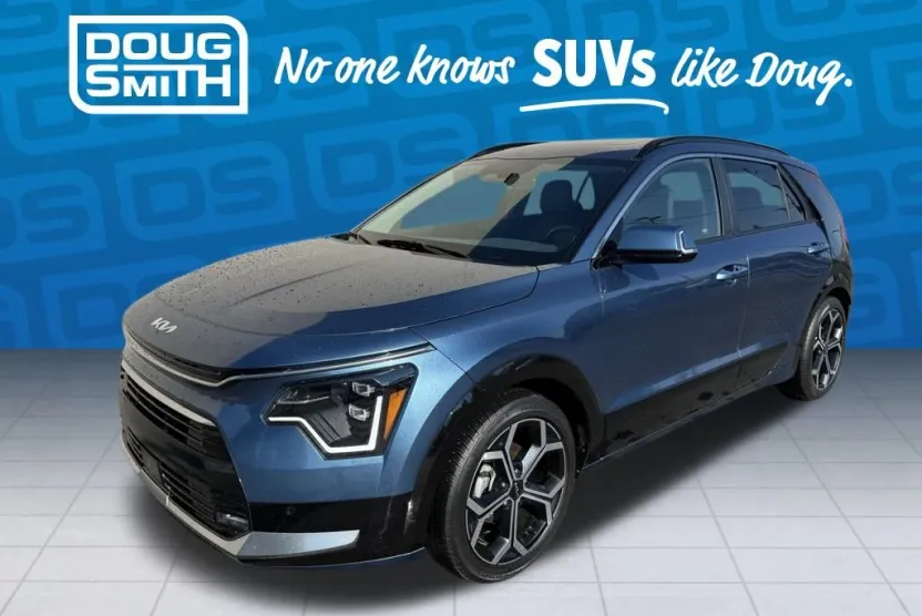 2023 Kia Niro SX Touring photo 1