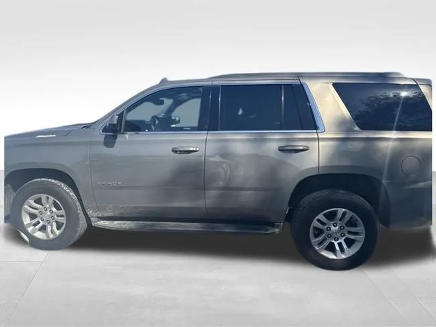 2018 Chevrolet Tahoe LT photo 1