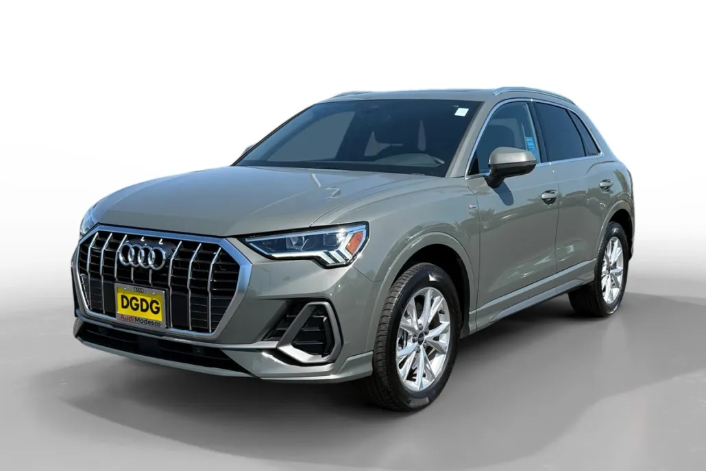 2022 Audi Q3 Premium Plus S line photo 1