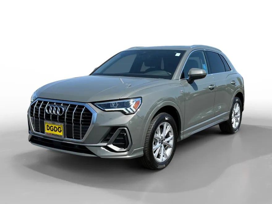 2022 Audi Q3 Premium Plus S line photo 1